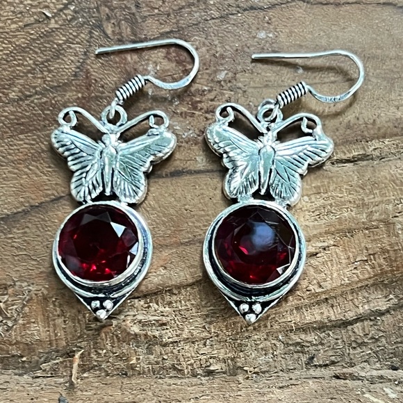 Garnet & rhodochrosite butterfly necklace with earrings - Picture 7 of 10